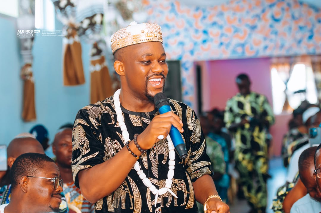 BOKONON GBÊMADOYÔMIN — portrait 2